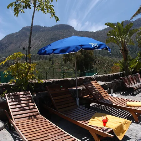 Tirajanas Hotel 4*