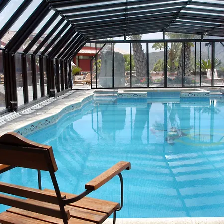 Tirajanas Hotel