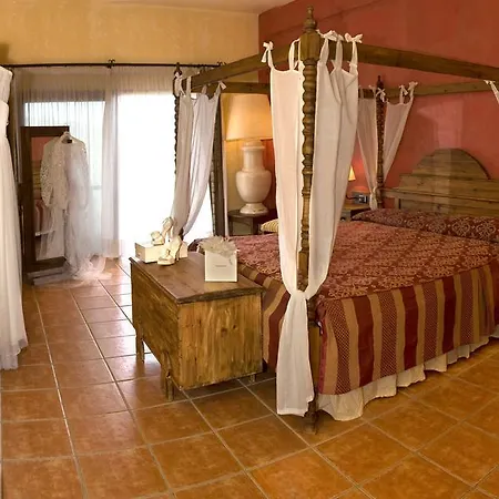 Hotel Tirajanas 4*